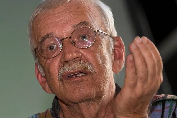 Vo veku 75 rokov zomrel divadelný a filmový herec Dušan Kaprálik