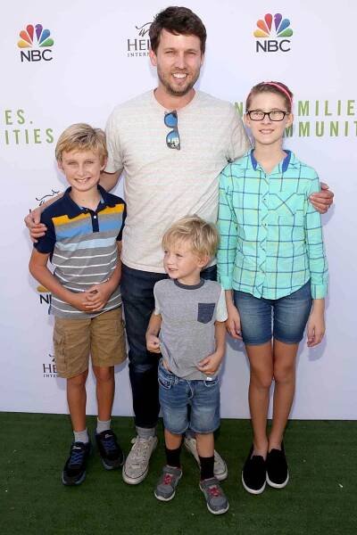 Jon Heder and family