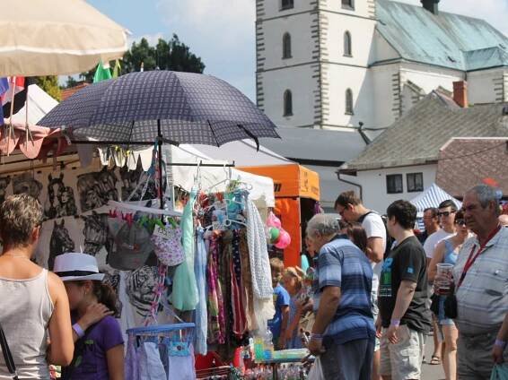 Sobotecký jarmark byl plný sluníčka, pohody a zábavy