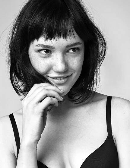 ANYA LYAGOSHINA - THE SOCIETY