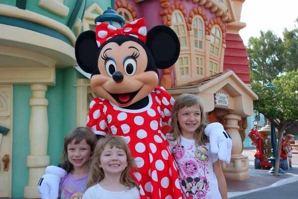 Toontown at Disneyland – VEDDERS.COM
