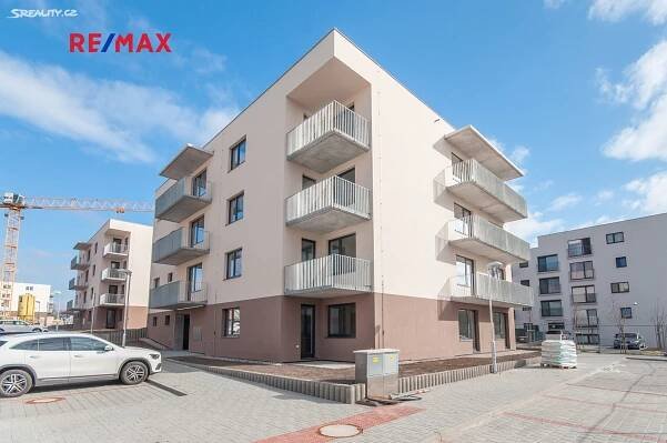 Pronájem Byt 2+kk, Armádní, Milovice - Mladá