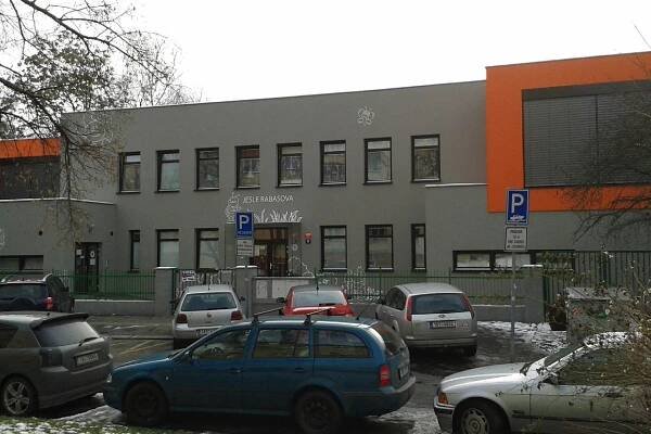Zdravotnické zařízení městské části Praha 4 - Dětské skupiny Rabasova foto 3