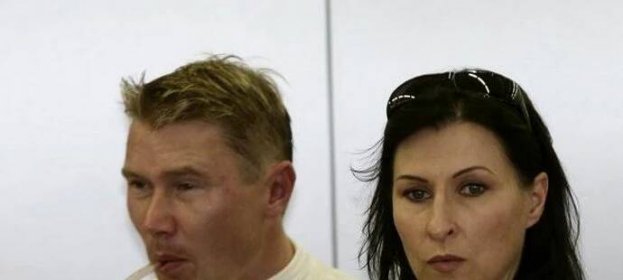 Finský pilot Mika Häkkinen s exmanželkou Erjou. Rozvedl se s ní v roce 2008 poté, co se zamiloval do české krásky Markéty