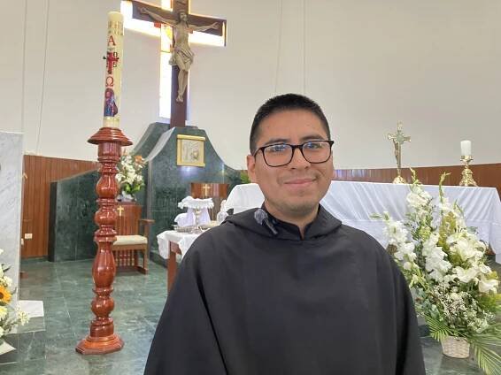 Peru's Augustinian friars recall pope as'Monsignor Roberto'