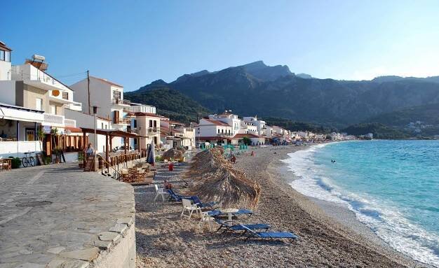 Kokkari beach - Samos Guide
