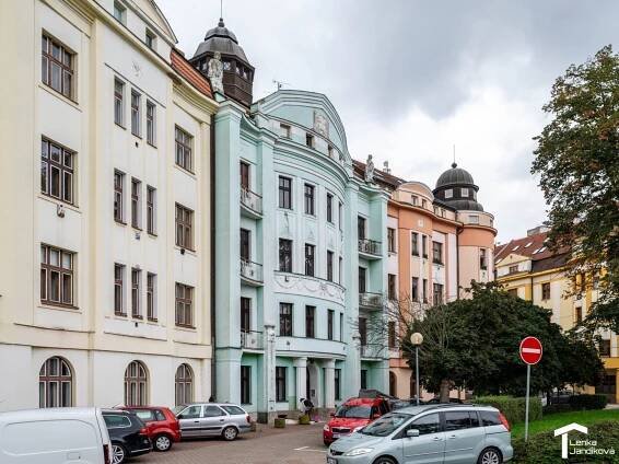 Čechovo nábřeží, Pardubice - Bílé Předměstí