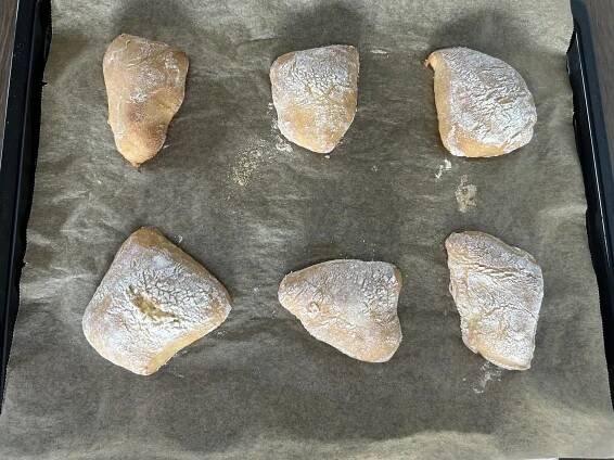 Domácí ciabatty bez hnětení: Nejjednodušší recept s dokonalým výsledkem