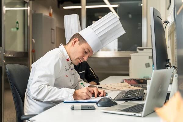 Global Swiss Learning