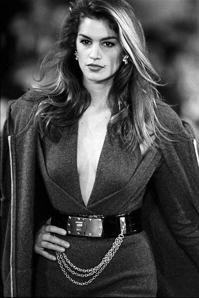 Foto k tématu Cindy Crawford – stránka 37