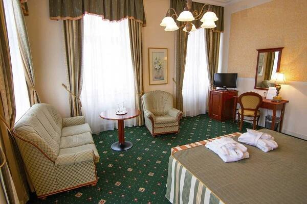 Dvoulůžkový pokoj Superior - Pokoje | Parkhotel Humboldt
