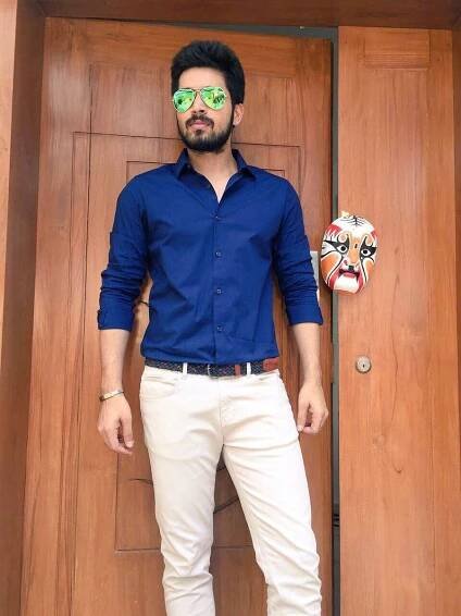 Handsome Look Photos Of Harish Kalyan