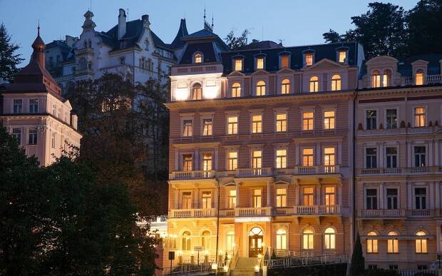 Odpočinkový pobyt v Karlových Varech v Humboldt Park Hotelu & Spa **** s polopenzí, wellness a procedurami