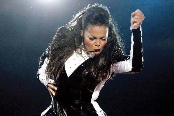 Kruté nařčení: JANET JACKSON prý zpívá na playback