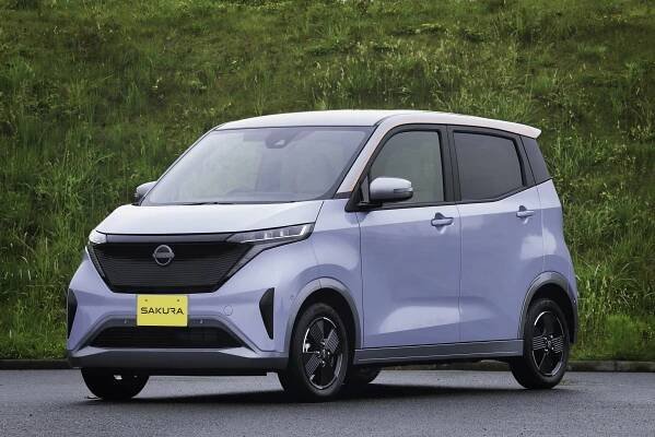 Co se týče elektromobilů, má skvělou pozici Nissan Sakura, který se stal japonským autem roku 2022-2023.