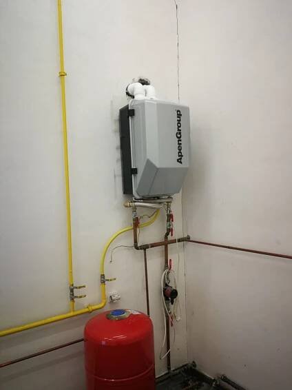 Alinvest - kondenzační kotle AKY/AKN, kalorifery Kalormax | reference 4heat vytápění hal