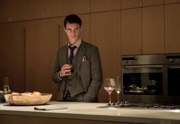 Dva světy - The Sincerest Form of Flattery - Z filmu - Harry Lloyd