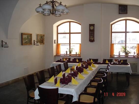 Městský Hotel Dorinka - Hostinné | Turistický.net