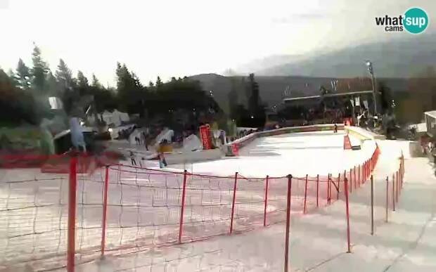 Prijenosna kamera 02, Zagreb, [ Right now, LIVE ] LiveStreaming cameras from Croatia - LiveCamCroatia, Explore Croatia