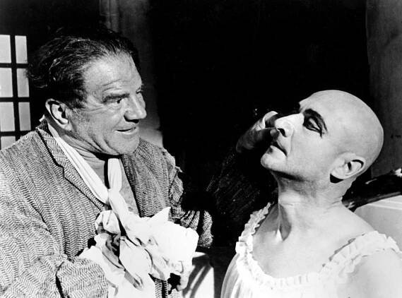 CUL-DE-SAC, Lionel Stander, Donald Pleasence, 1966