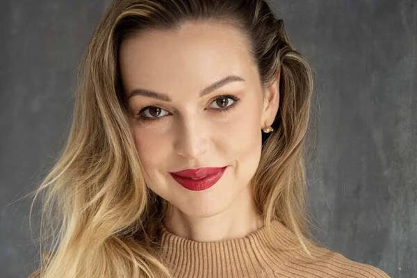 E15 chystá několik videopořadů, moderovat je bude Veronika Jonášová