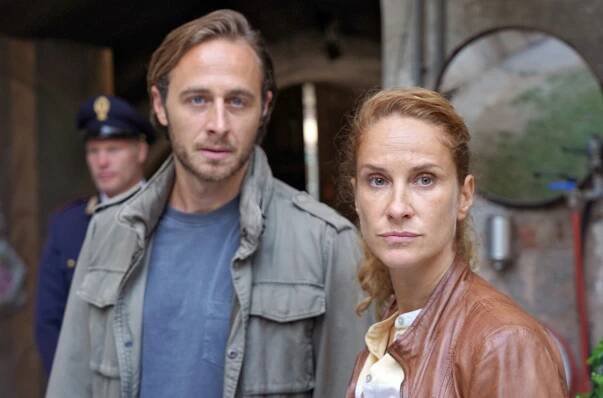 Der Bozen-Krimi - Zündstoff - Z filmu - Gabriel Raab, Chiara Schoras