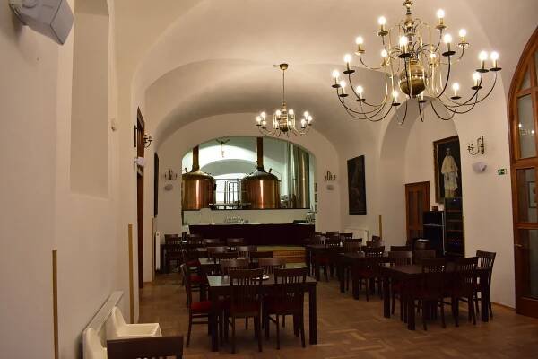 МОНАСТЫРСКИЙ ПИВОВАРЕННЫЙ ЗАВОД ŽELIVSKÝ - vysocina.eu