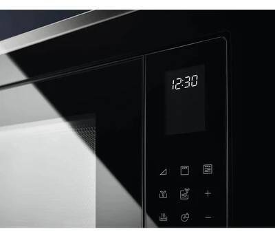 Vest.mikrovlnka Electrolux 600 FLEX Grill LMS4253TMX