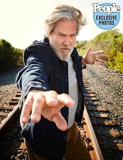 Jeff Bridges' Wife Susan Says She Told Doctors to 'Save His Life No Matter What' as He Battled COVID