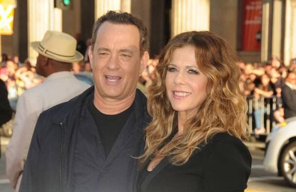 Tom Hanks se vypořádal s diabetem, jeho žena překonala karcinom prsu. Slavní manželé podpořili boj s rakovinou
