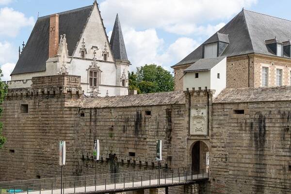 4 stars Hotel Nantes | Hotel Sōzō in Nantes in pictures