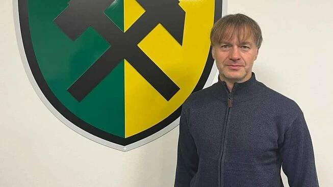 Marian Václavík se navrátil do sokolovského Baníku, navíc stále obléká dres TJ Lomnice. 