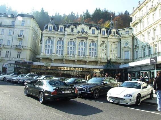 Karlovy Vary 5. Jaguar x Aston Martin, Karlovy Vary