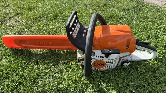 Stihl MS 251 používáme 3 roky: Skvělá volba, když chcete řezat často, ale ne denně | arecenze