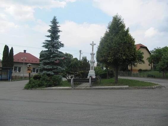 Soubor:Březová (ZL), kříž.jpg – Wikipedie