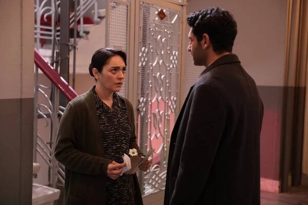 Masumlar Apartmanı - Episode 9 - Z filmu - Ezgi Mola
