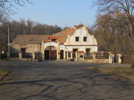Soubor:Černčice barokní statek.jpg – Wikipedie