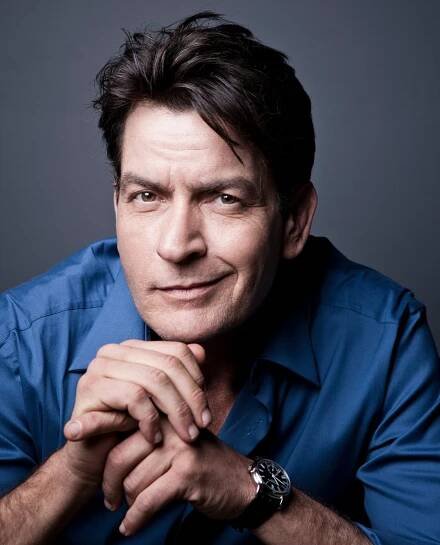 Charlie Sheen Stars in ‘Anger Management’ on FX