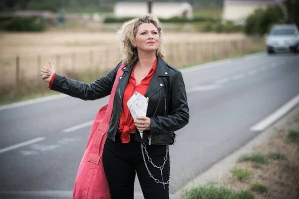 Policajtka Barbie - Tout vient à point à qui sait attendre - Z filmu - Cécile Bois