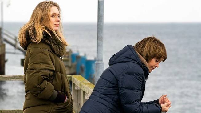 Der Usedom-Krimi - Strandgut - Z filmu - Rikke Lylloff, Katrin Saß