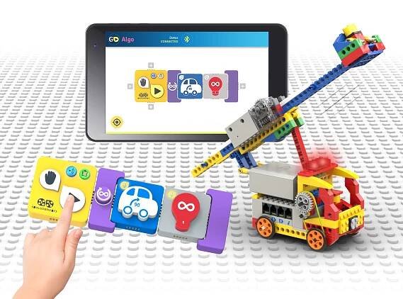 Robo Toys program | Young Engineers