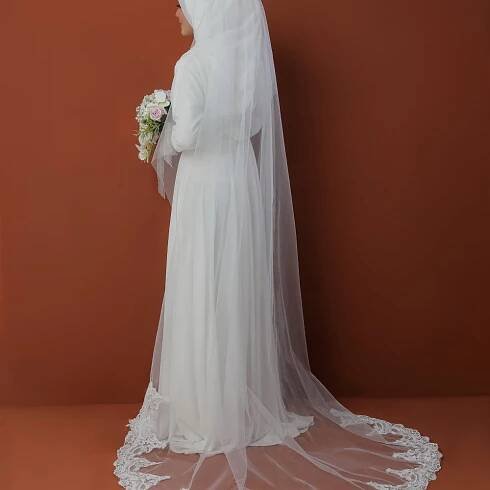 Hanna Veil | Afrah Exclusive