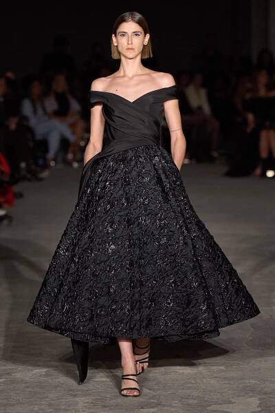 Fall 2022 | Christian Siriano