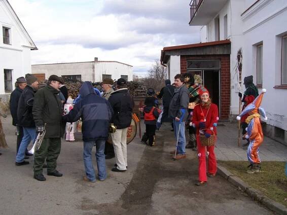 Masopust 2008 - Oficiální stránky obce Chlumany