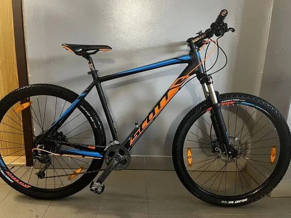 Scott Aspect 930 za 15 000 Kč