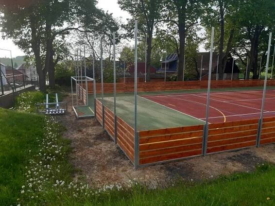 Výstavba víceúčelového hřiště u ZŠ - Oficiální stránky obce Předín