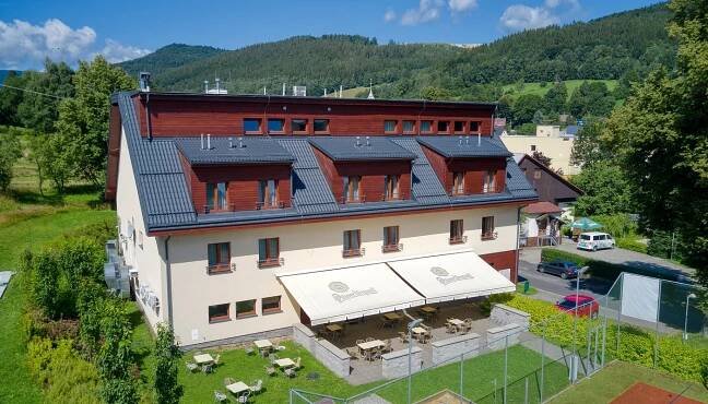 HOTEL TOČ - Prices & Reviews (Lipova Lazne, Czech Republic)
