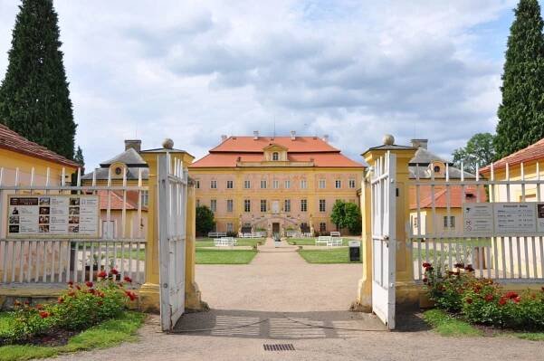 Krásný Dvůr – projížďka do krásných časů