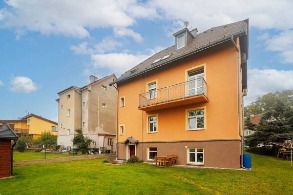 Prodej bytu 2+1, 53 m², Karlovy Vary, ul. Hradištní - Vladimír Růžička - realitní makléř pro Karlovy Vary, Sokolov a Cheb