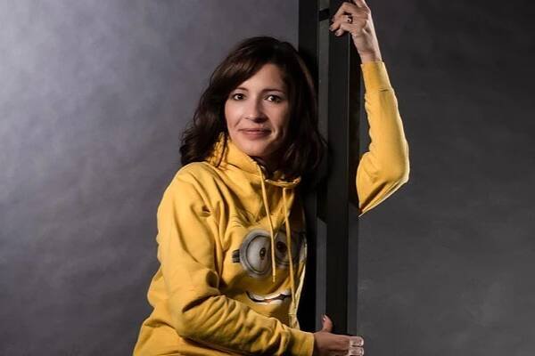 „U scénářů mého manžela Karla Janáka se často nahlas směju,“ říká Romana Goščíková. V dnešním rozhovoru se dozvíte, co kromě scénářů čte a jakou knihu by si vzala na pustý ostrov | Knihkupec